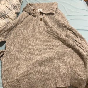 Gap button up sweater